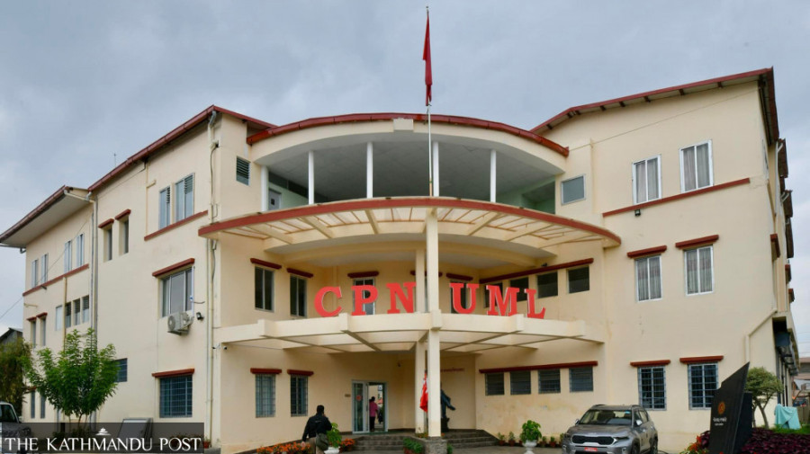 Only 53 percent of UML workers renew party membership