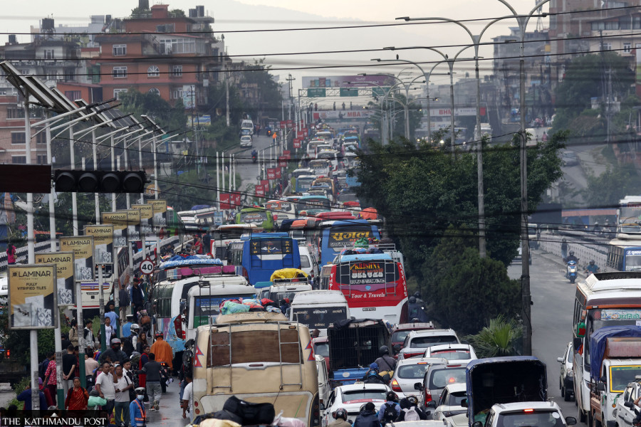 More than 576,000 leave Kathmandu Valley for Dashain