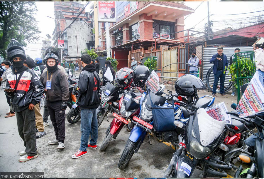Ride-hailing riders suspend protest, but fare dispute remains unresolved