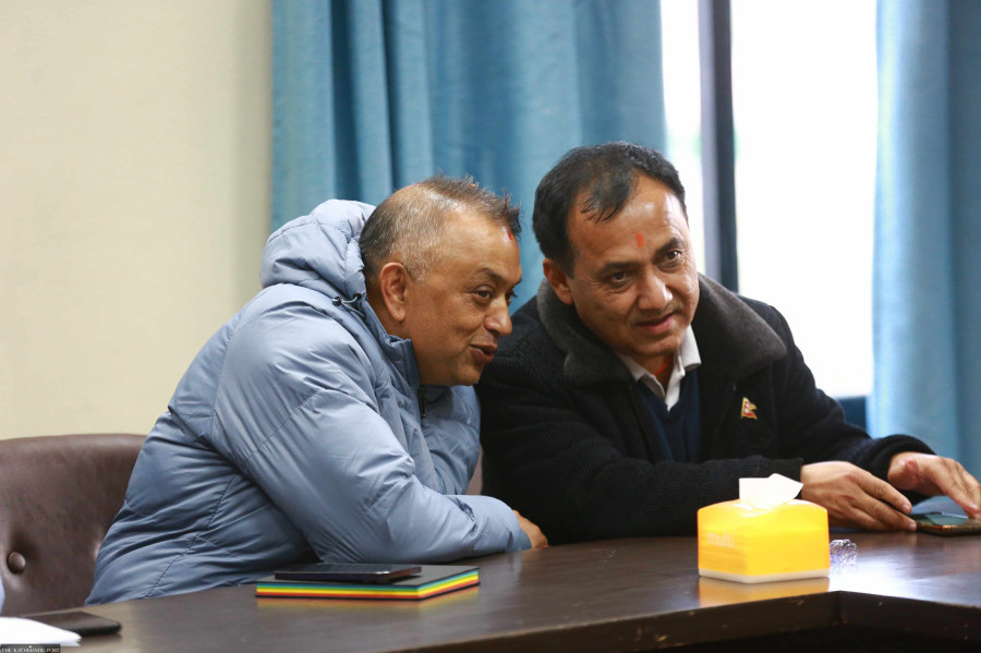 As rival camps in Nepali Congress drift further apart, fears of party split grow