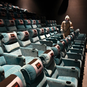 are any movie theaters open in san antonio