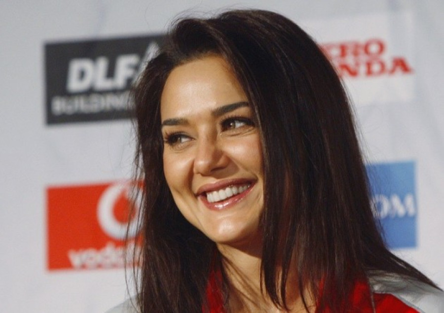 SRK can make me cry: Preity Zinta