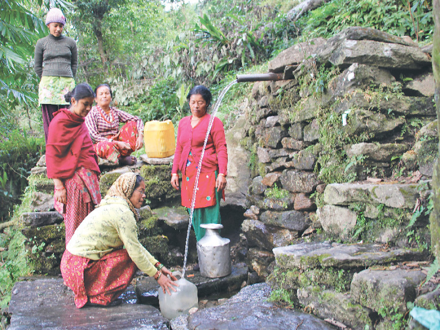 Earthquake-affected families grapple with water shortage