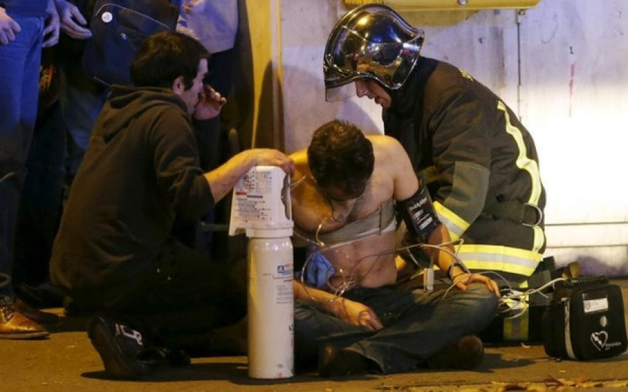 Hollande blames ISIS for ‘Act of War’ on Paris