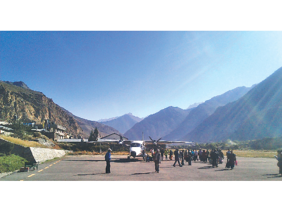Peak season attracts tourists to Mustang