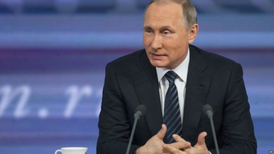 Putin pours fresh scorn on Turkey for downing Russian jet