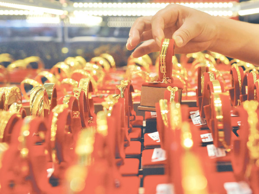 Gold imports zoom 233pc to Rs4.7 billion