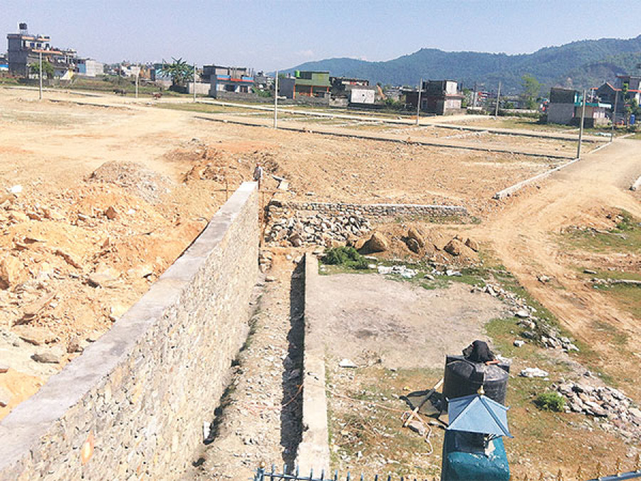 Scores of Chhorepatan houses threatened as land caves in