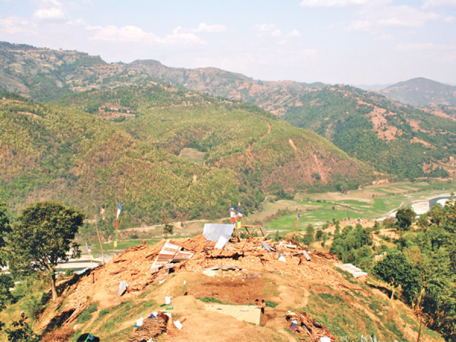 Volunteers help villagers in Chalise Phant