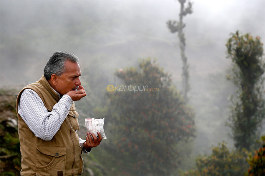 After the Great Earthquake: Three days with Baburam Bhattarai (in pictures)