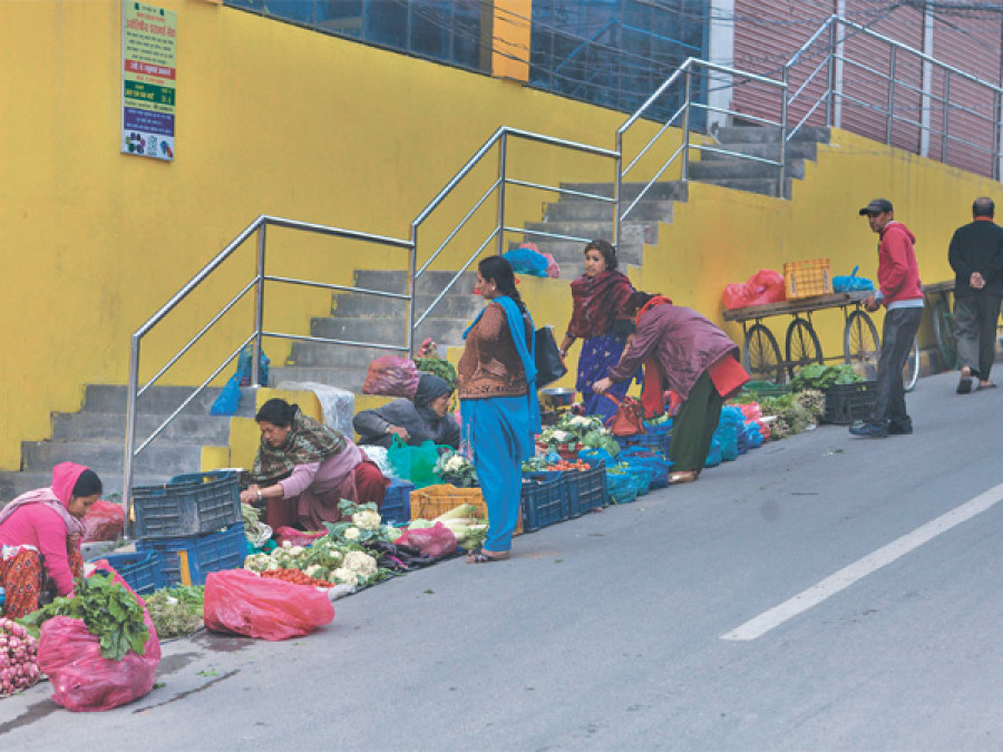 Vegetable prices down as demand remains low