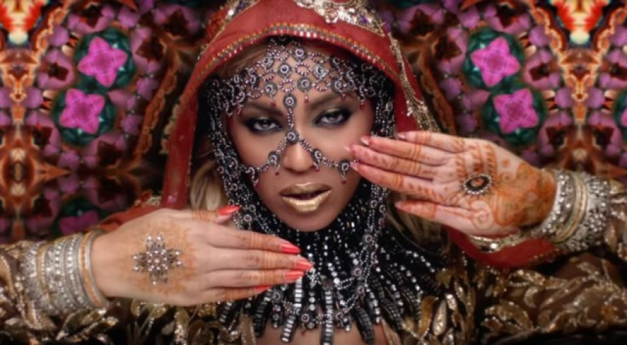 Beyonce faces criticism for wearing sari in Coldplay's video