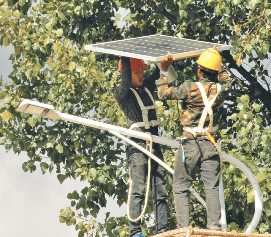 Govt to offer huge subsidy for solar project