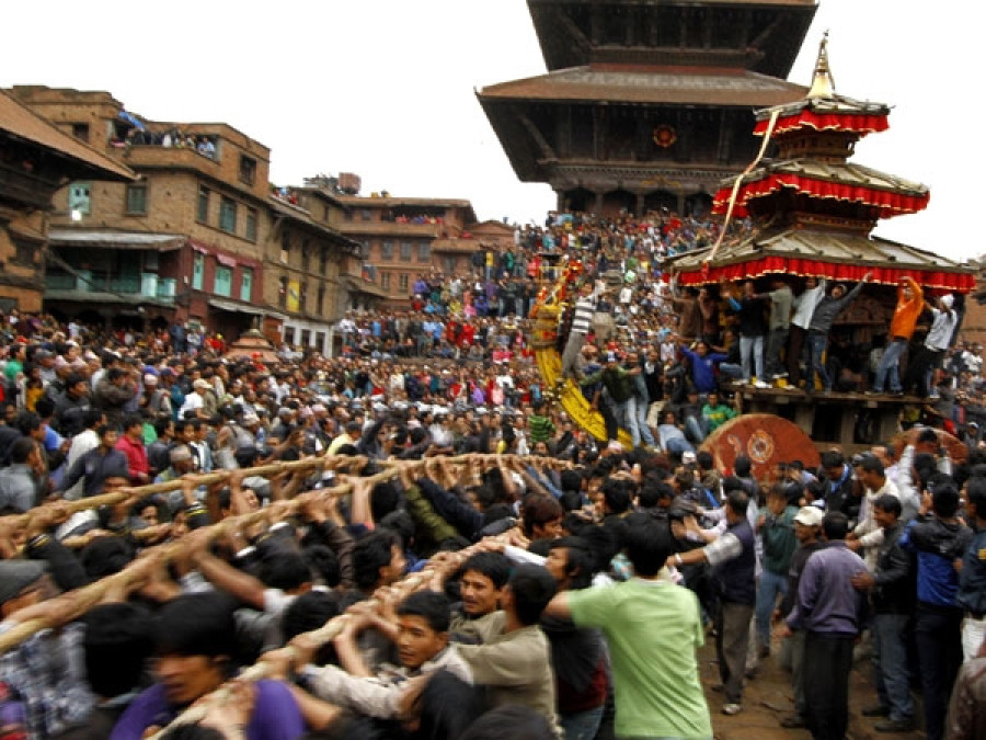 Bisket Jatra commences in Bhaktapur