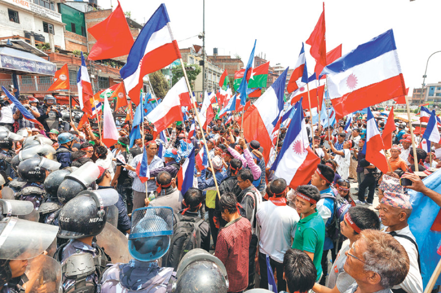Madhesis, Janajatis unite to picket Singha Durbar