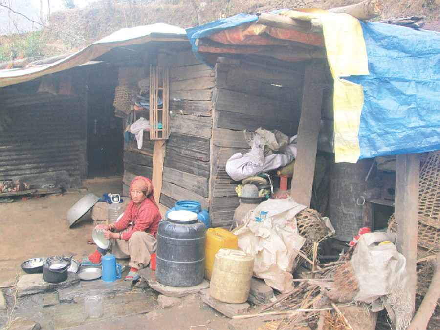 Earthquake survivors deprived of proper shelter, medical care