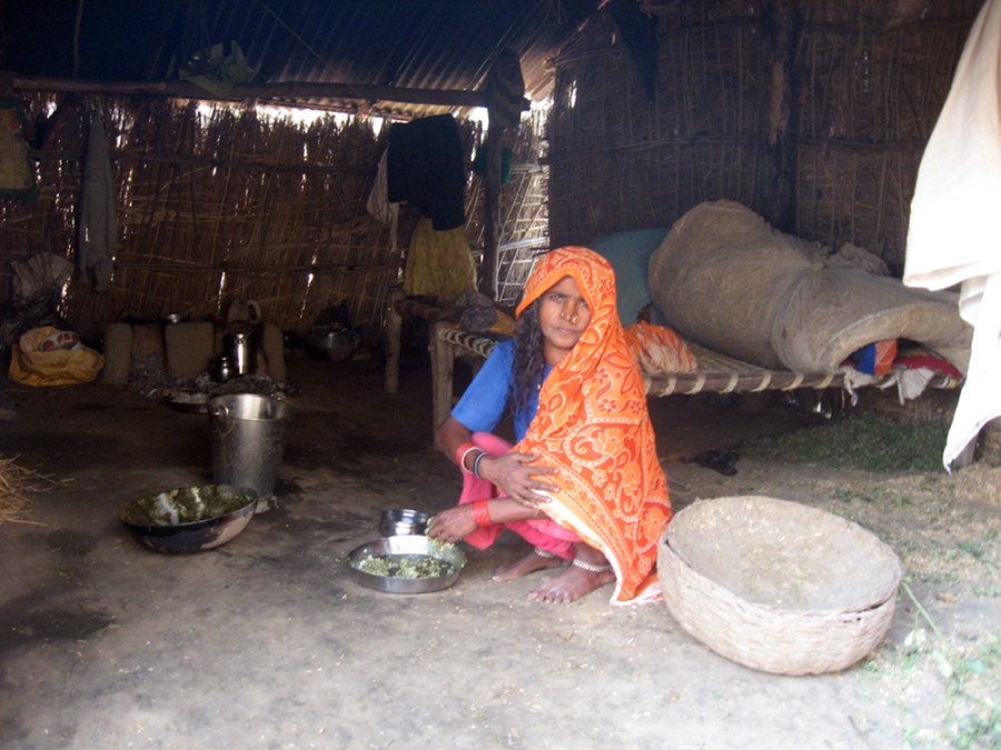 Rapti victims rely on jobs in India