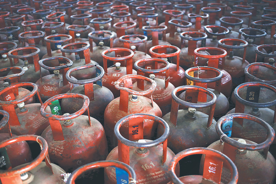 Cooking gas shipment halted by worker unrest