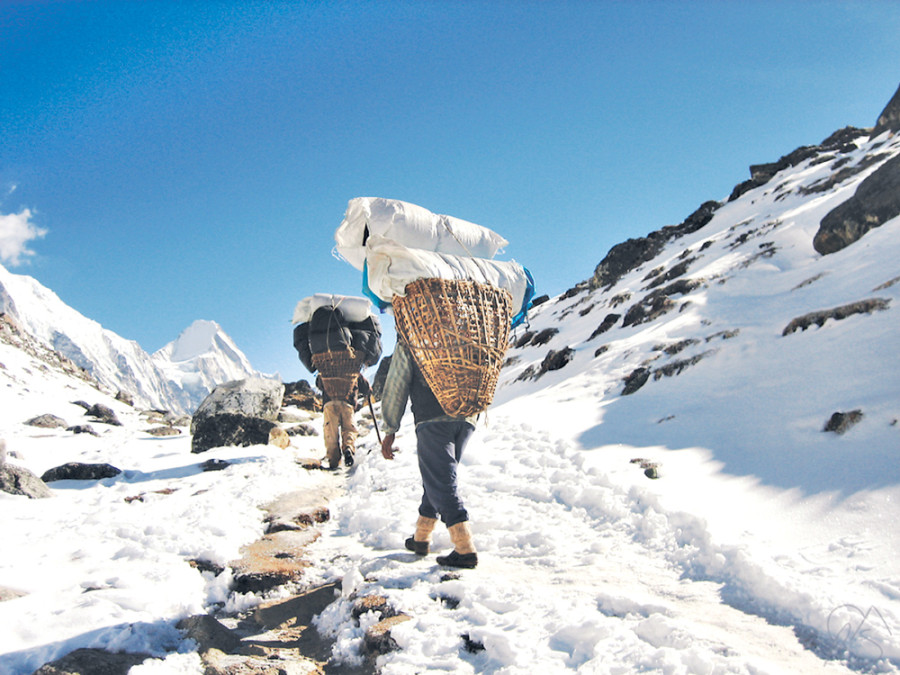 Detranscendentalising Everest