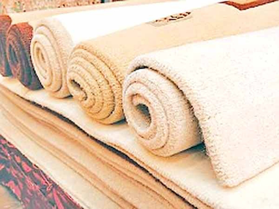 Child workers flee carpet factory due to poor condition, sexual harassment
