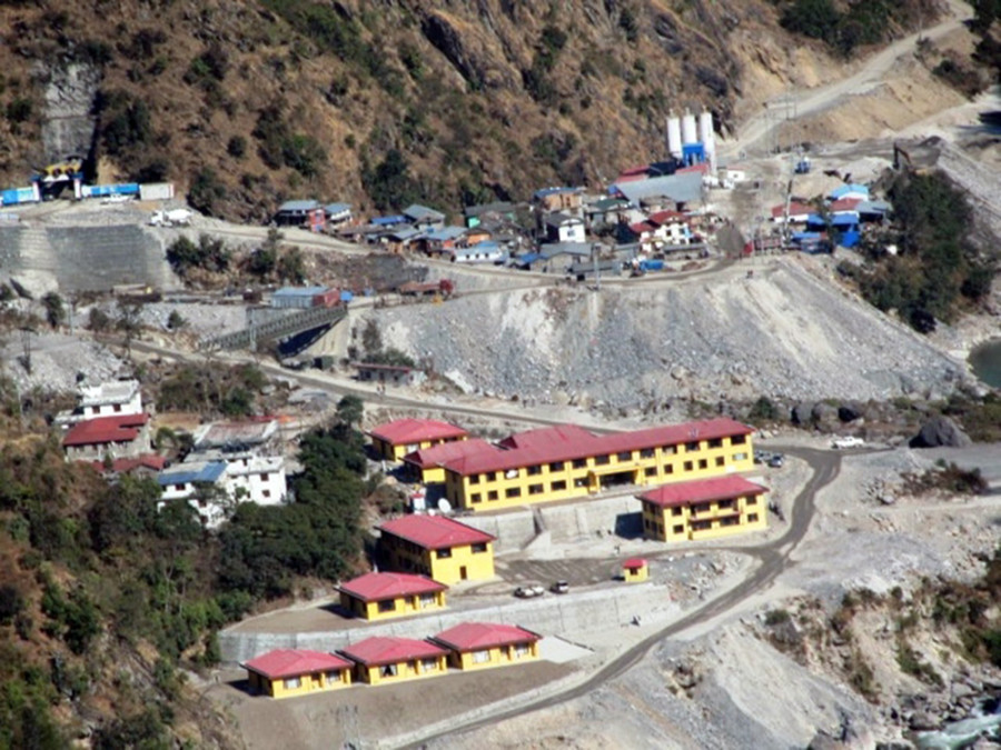 Quake-hit project yet to regain momentum