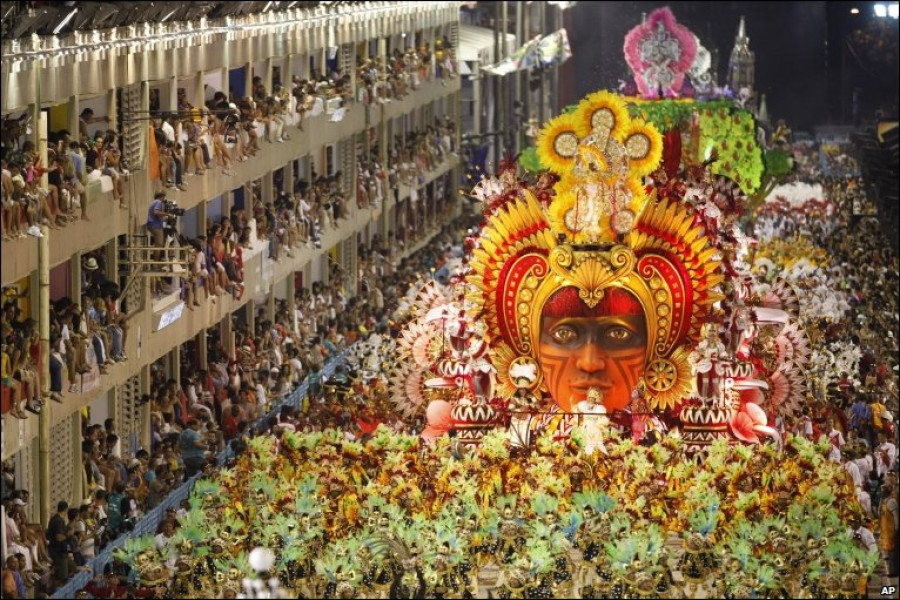 Rio Carnival heats up for Olympics