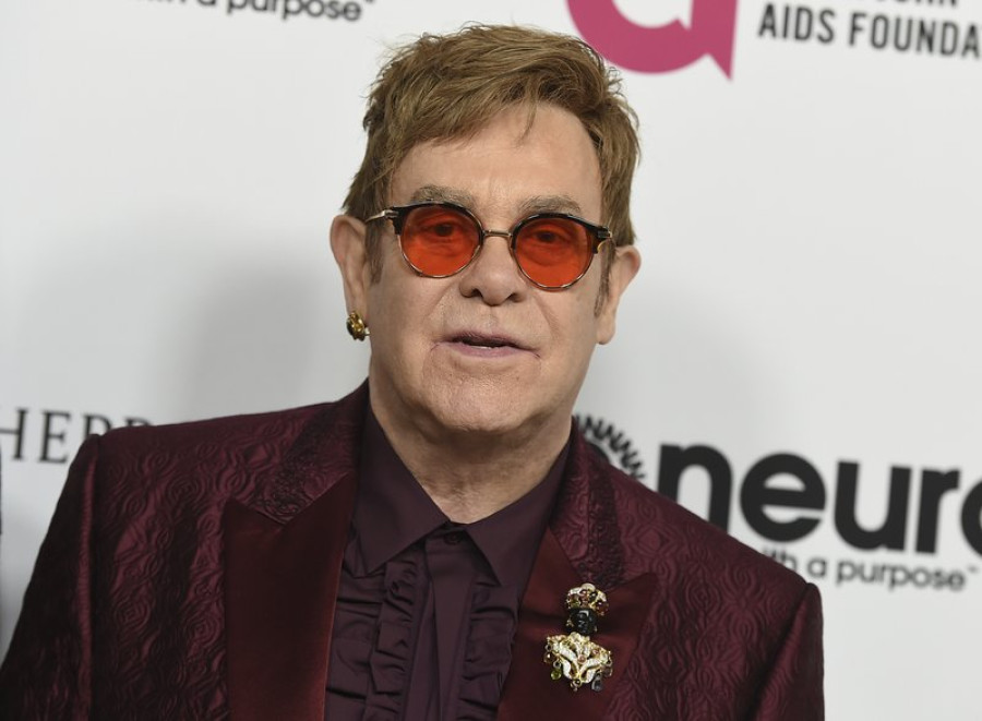 Bacterial infection forces Elton John to cancel May shows