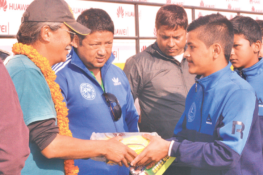 Amrit Gurung surprises Footballers with gifts