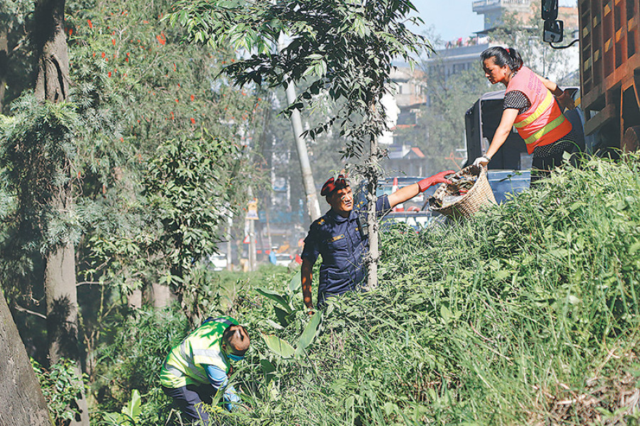 13 metric tons of solid waste extracted in clean-up drives
