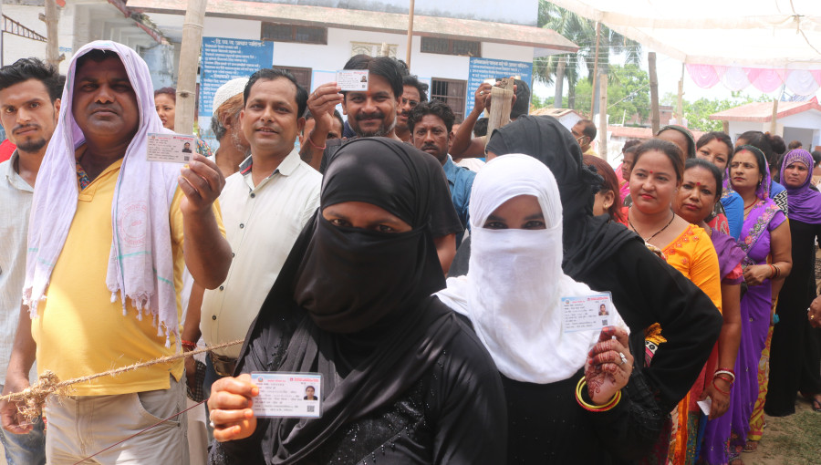Muslim voters in Nepalgunj turn up to vote in zest