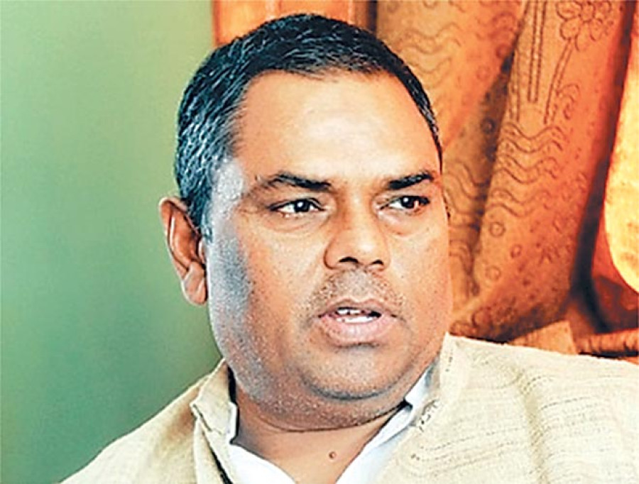 Election deferral is grave crime, says Yadav
