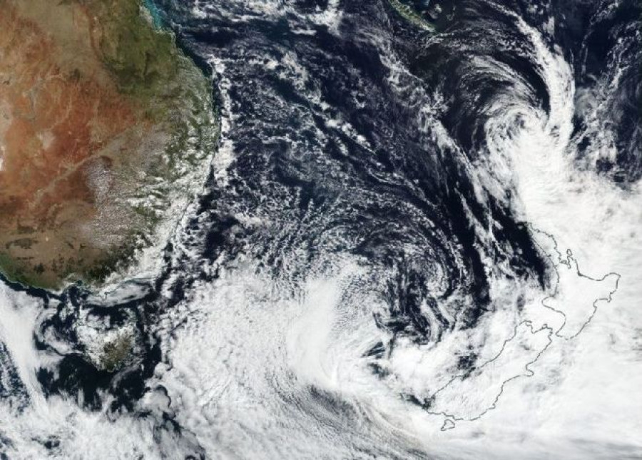 Evacuations in New Zealand as Cyclone Cook nears