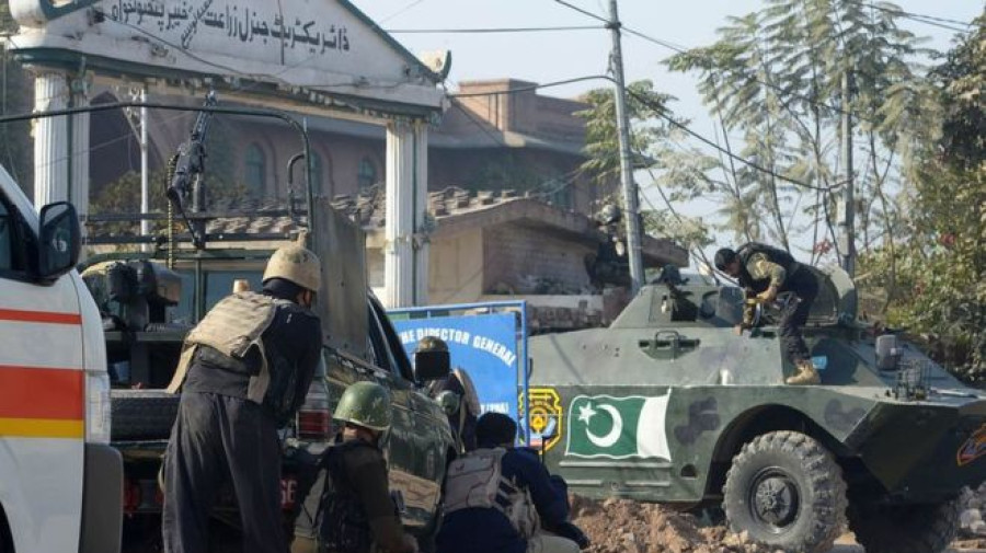 9 dead, 11 injured as gunmen storm Peshawar training college in Pakistan