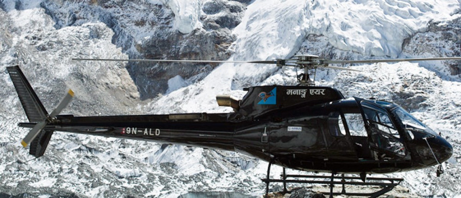 Manang Air chopper crashlands in Gosaikunda