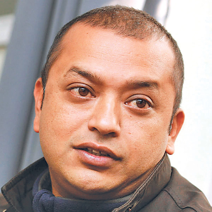 Minister Thapa vents his anger at bureaucratic red tape