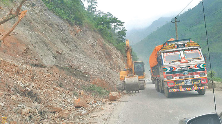 Experts: Not enough done to avert landslips