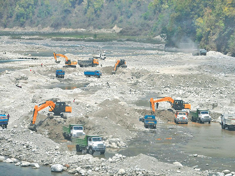Illegal extraction of sand on the rise