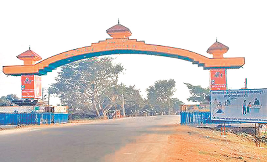 Trade through Biratnagar border point resumes