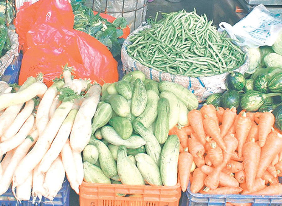 Retailers, middlemen join forces to squeeze farmers
