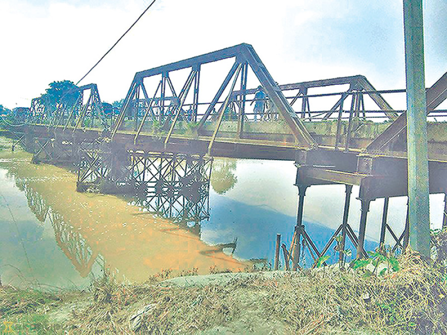Flood-damaged bridge repaired by Indian side