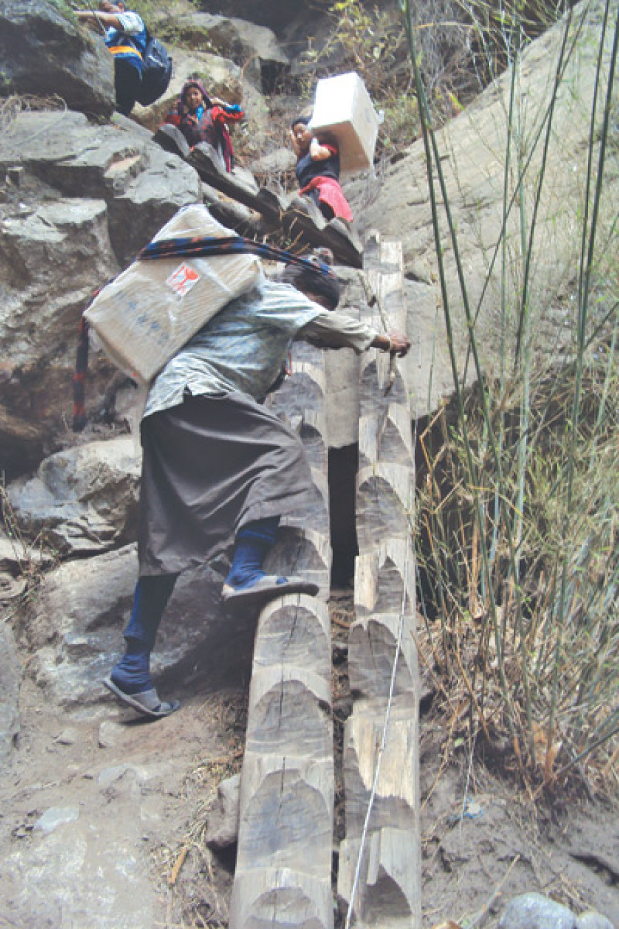 Army to open track of road linking China