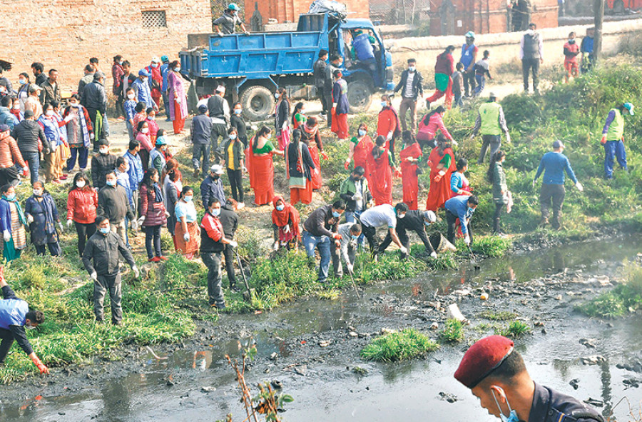11 tonne waste removed from rivers, Ring Road