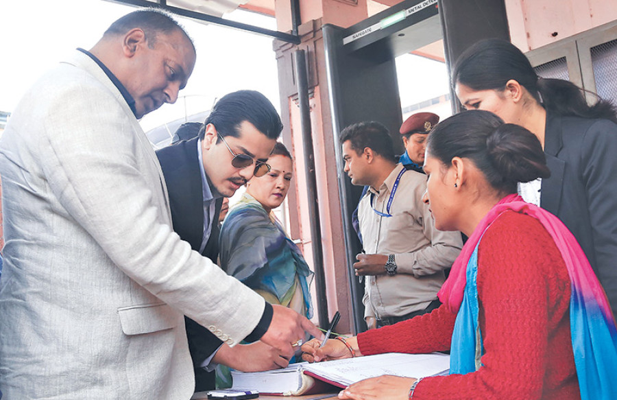 Apex court begins recording Kantipur statements