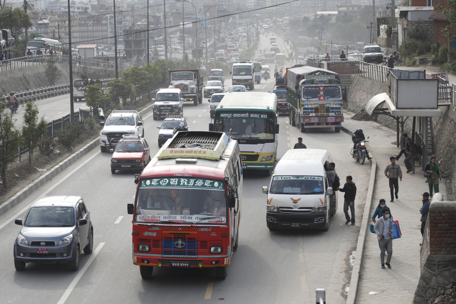 Bus syndicate retreats after tough govt action