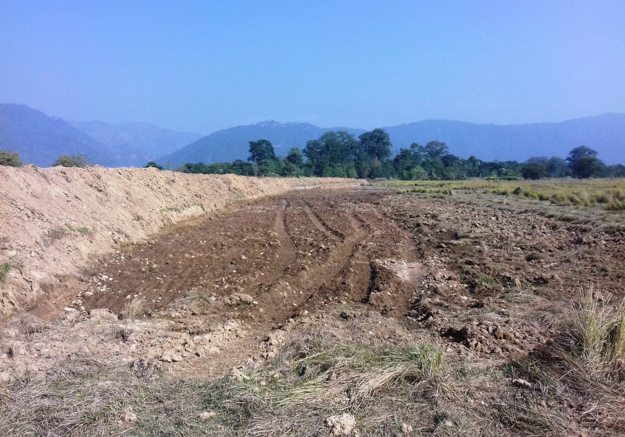Parsa sanctuary builds artificial wetland