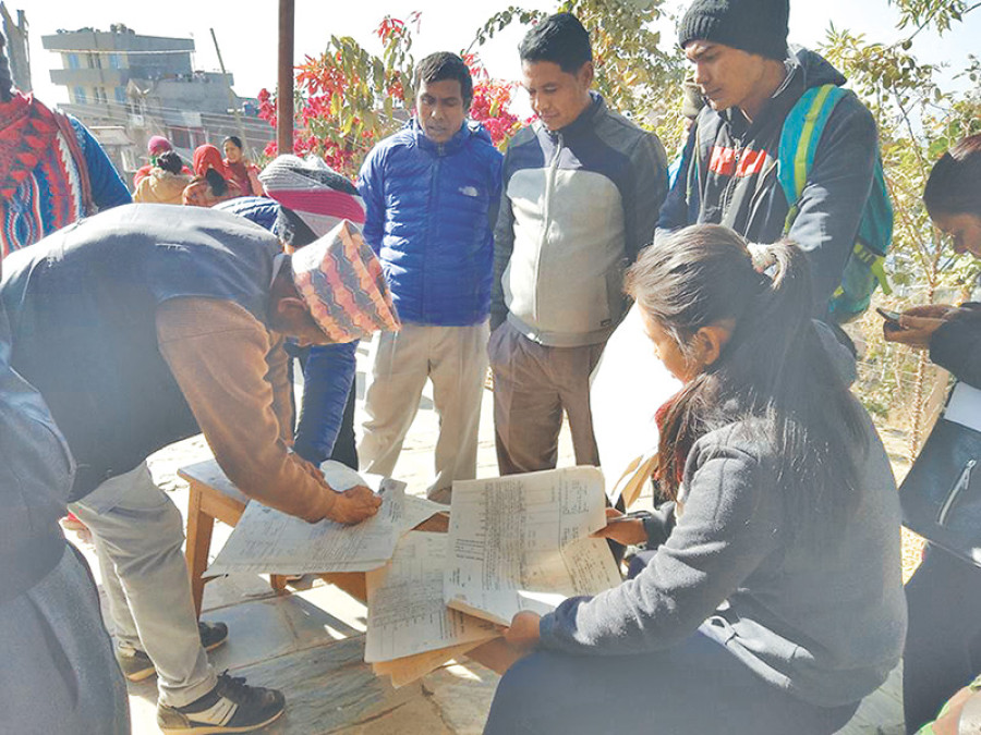 18 landslide displaced families get land deeds