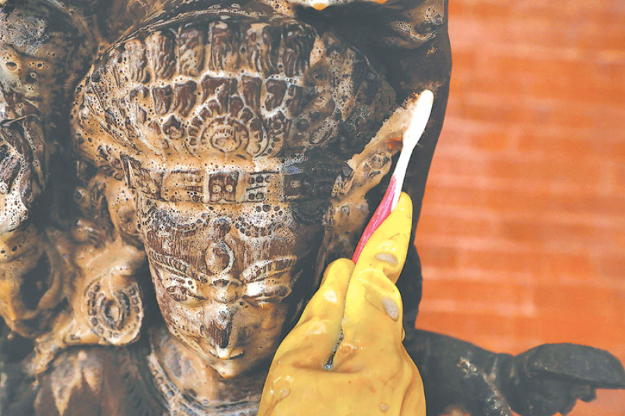 Heritage sites face air pollution threat