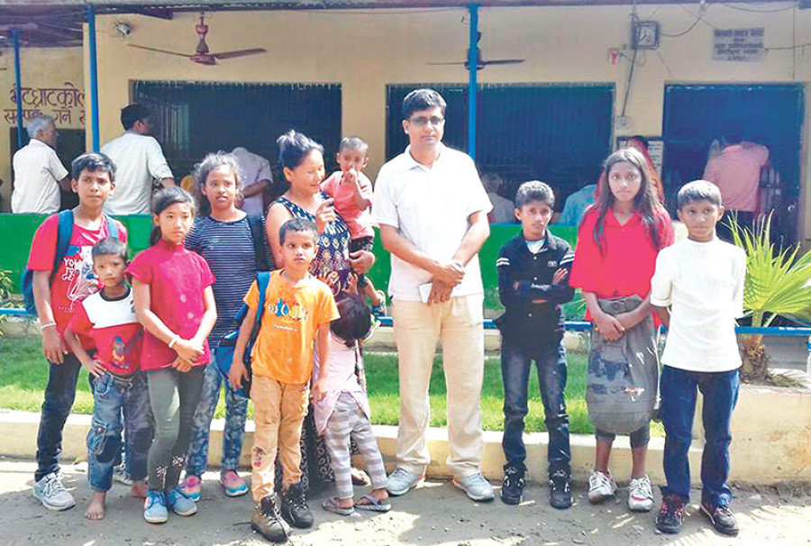 Inmates’ children arrive at prison for Dashain