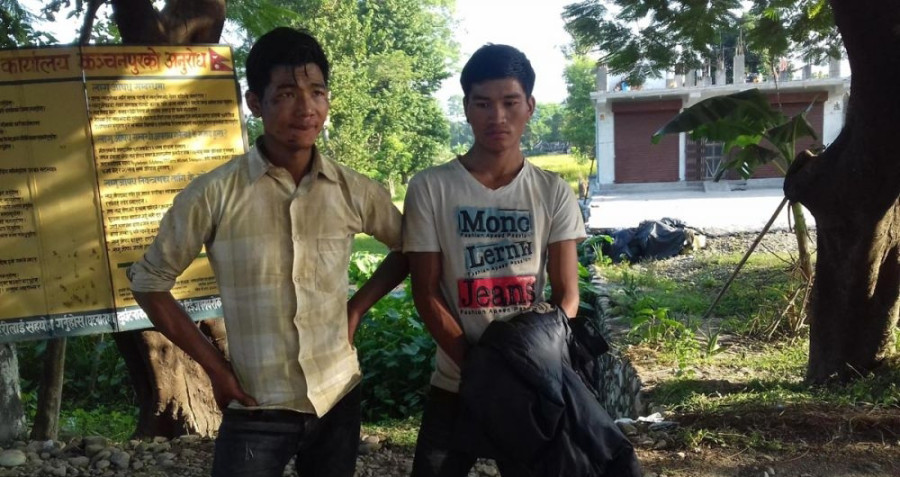 Two Nepali migrant workers robbed in India