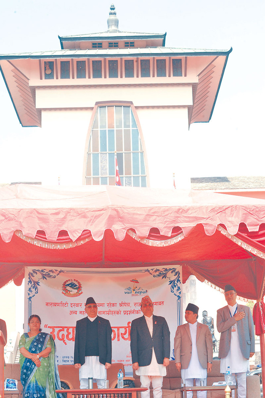 Royal crown and other regalia from Shah dynasty on display in museum
